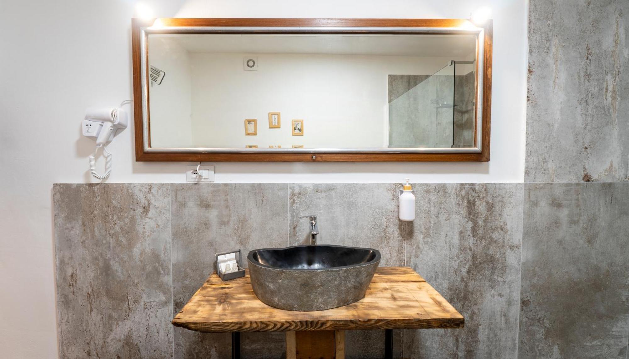 Salice Divino Hotell Lezzeno Rom bilde